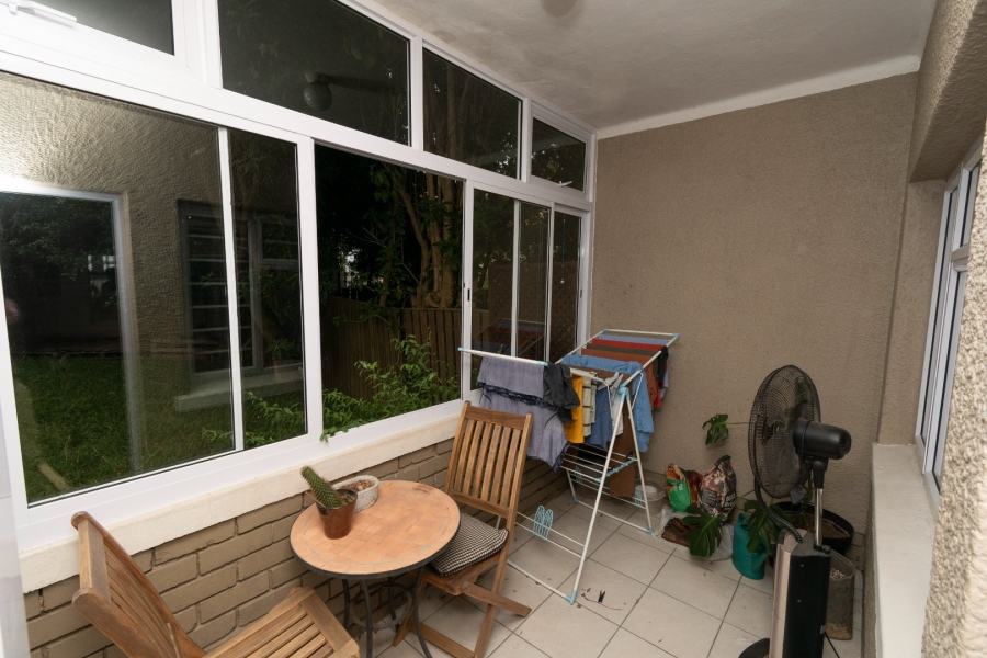 To Let 1 Bedroom Property for Rent in Kenilworth Western Cape